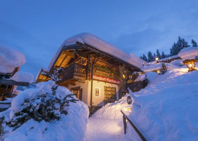 Winterurlaub im Almdorf Flachau